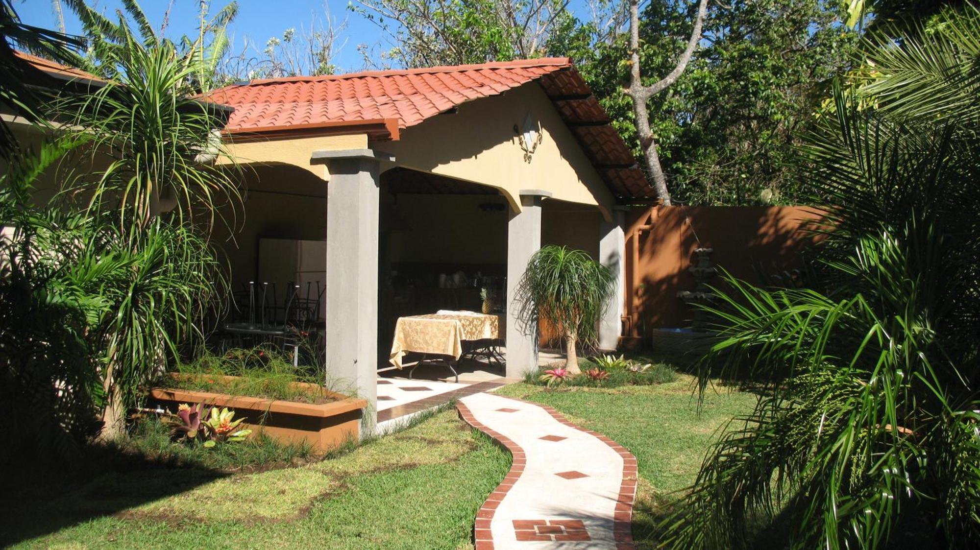 Hotel Santa Maria Inn San Juan Abajo Exterior photo