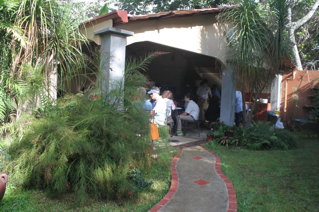 Hotel Santa Maria Inn San Juan Abajo Exterior photo